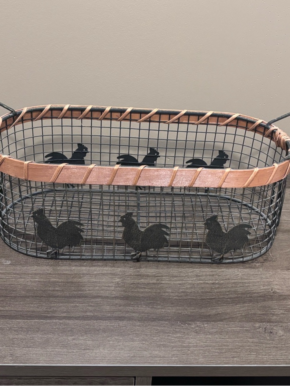 Rustic Black Wire Rooster Basket with Tan Trim